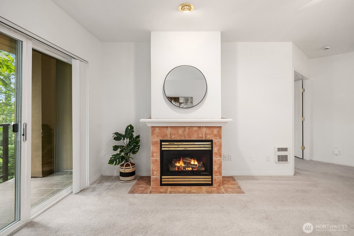 12439 NE Totem Lake Way #106, Kirkland, WA 98034