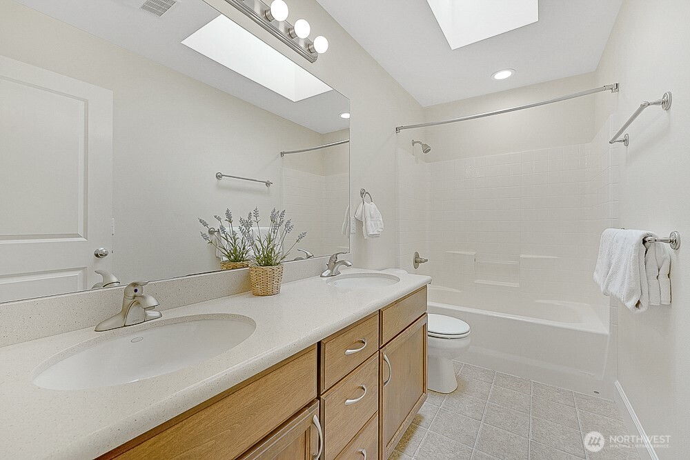 17681 NE 121st Court , Redmond, WA 98052