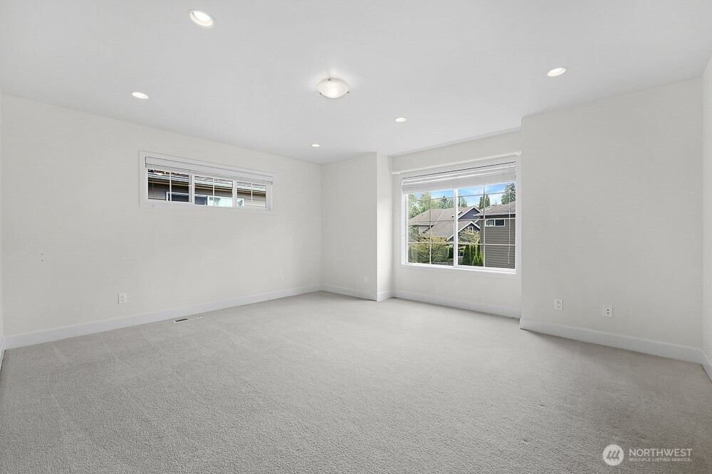 17681 NE 121st Court , Redmond, WA 98052