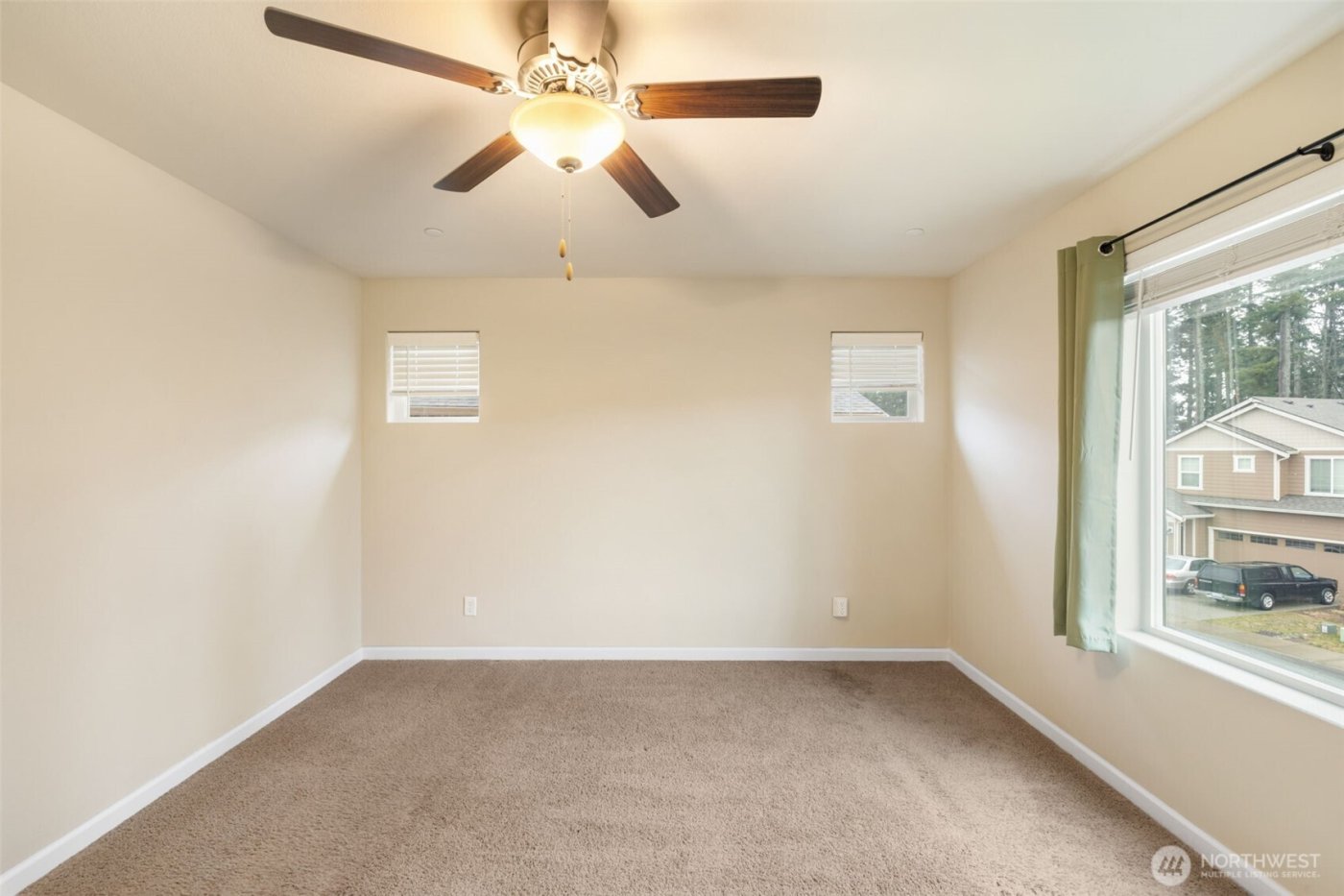 4774 Driftwood Street , Bremerton, WA 98312