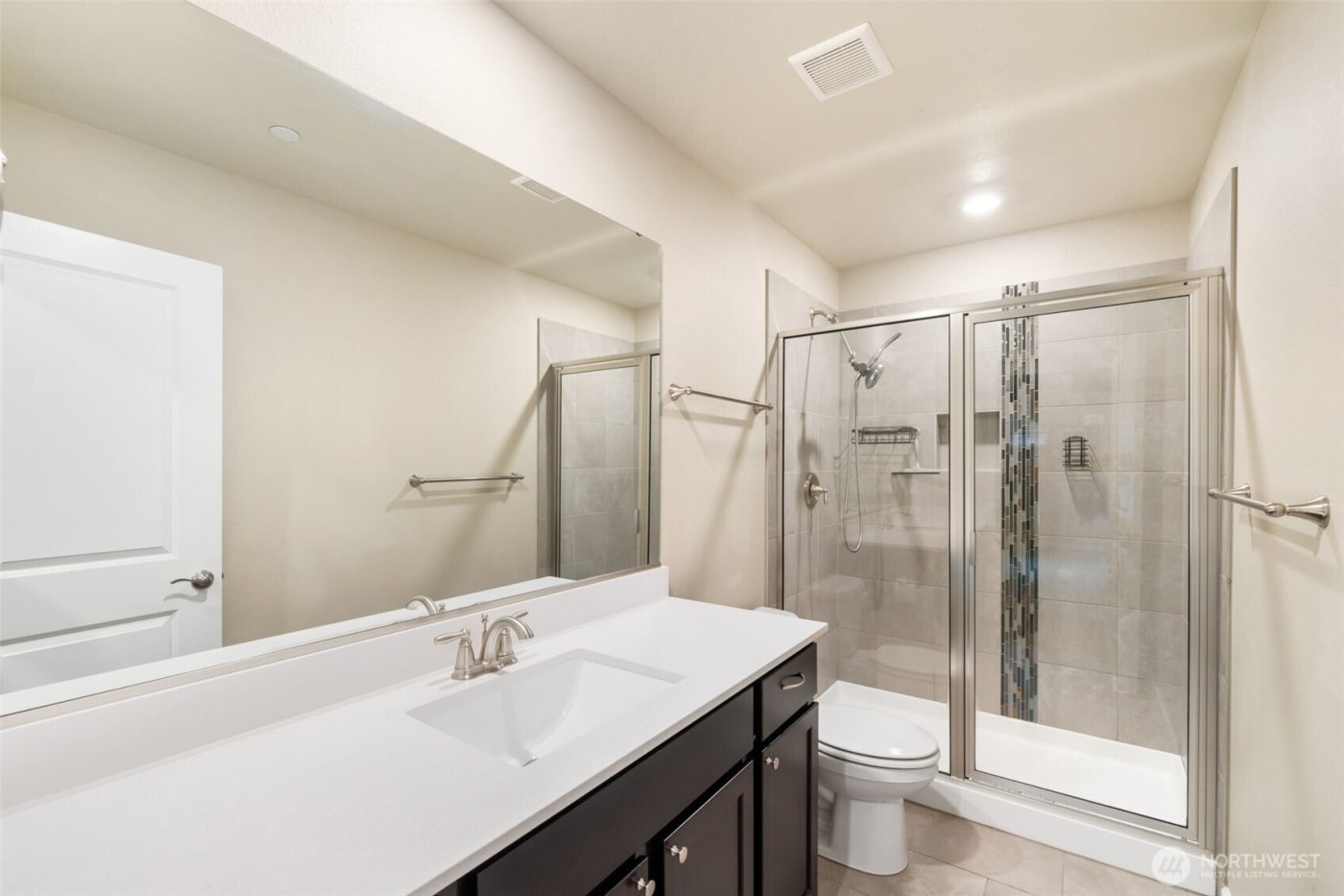 4774 Driftwood Street , Bremerton, WA 98312