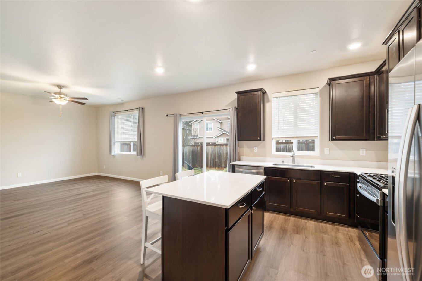 4774 Driftwood Street , Bremerton, WA 98312