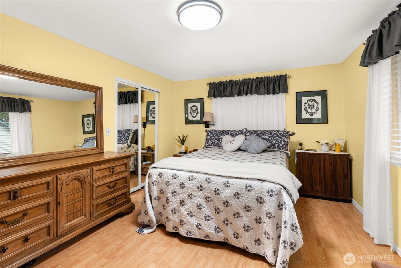 1601 Clearbrook Drive SE, Lacey, WA 98503