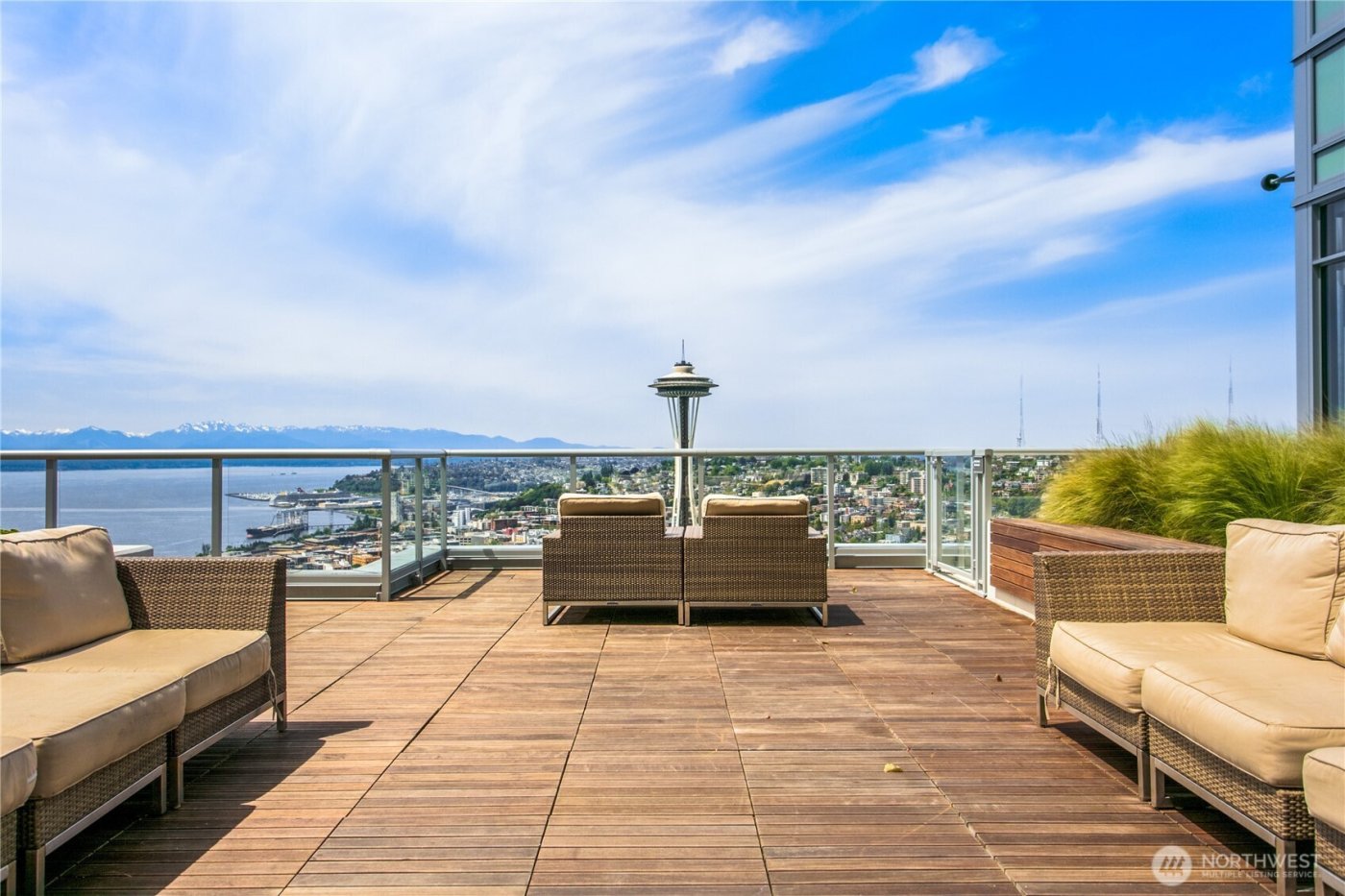 588 Bell Street #2902S, Seattle, WA 98121