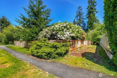 15712 Greenwood Avenue N, Shoreline, WA 98133 - Photo 14