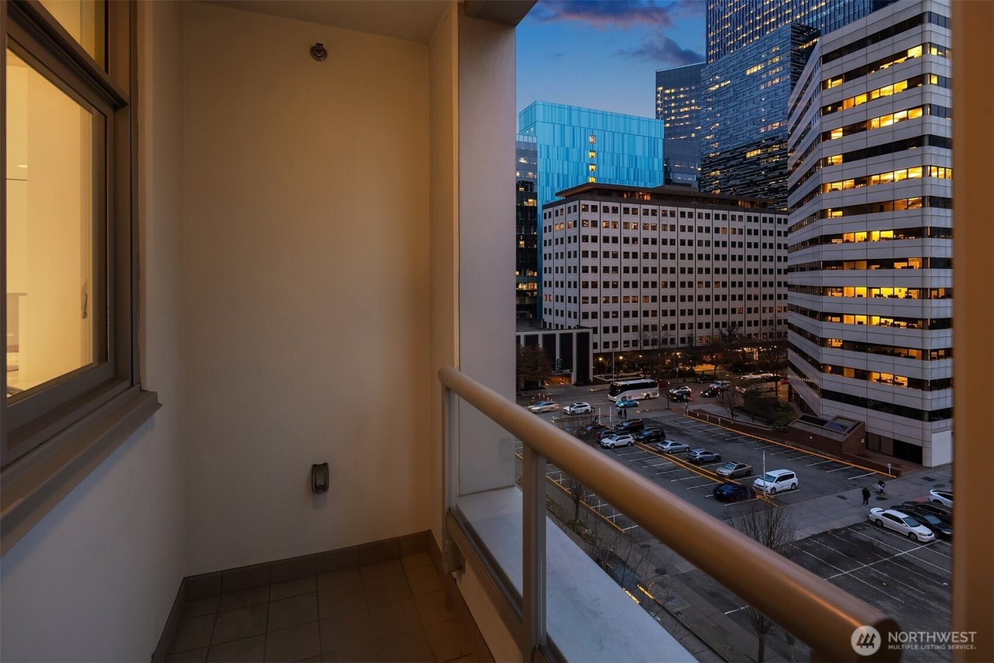 588 Bell Street #710S, Seattle, WA 98121