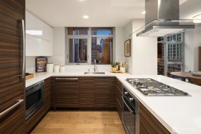 588 Bell Street #710S, Seattle, WA 98121 - Photo 7