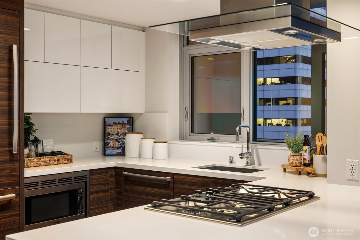 588 Bell Street #710S, Seattle, WA 98121