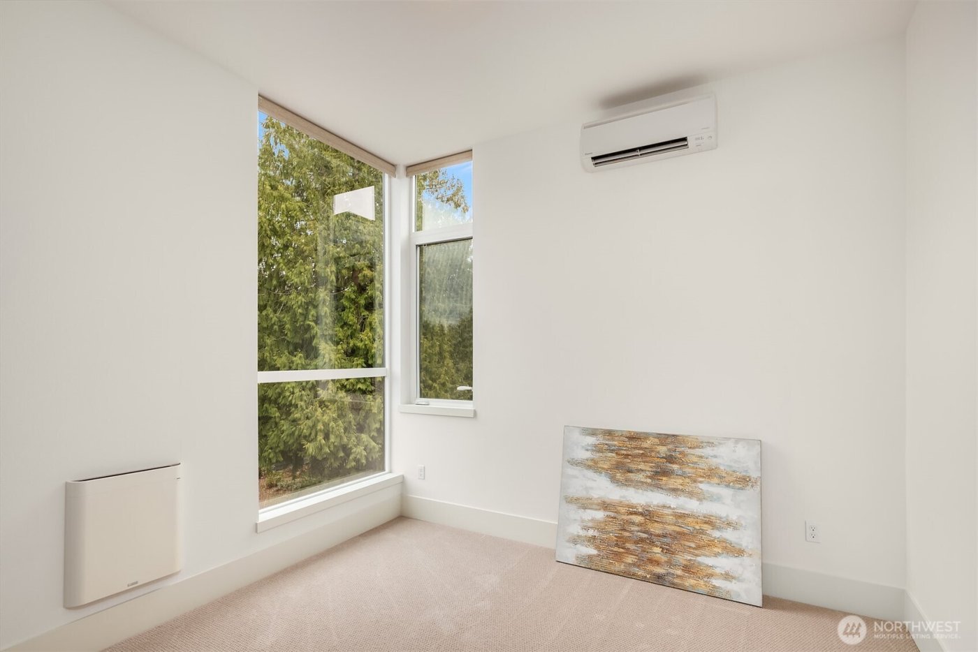 369 3rd Place NW, Issaquah, WA 98027