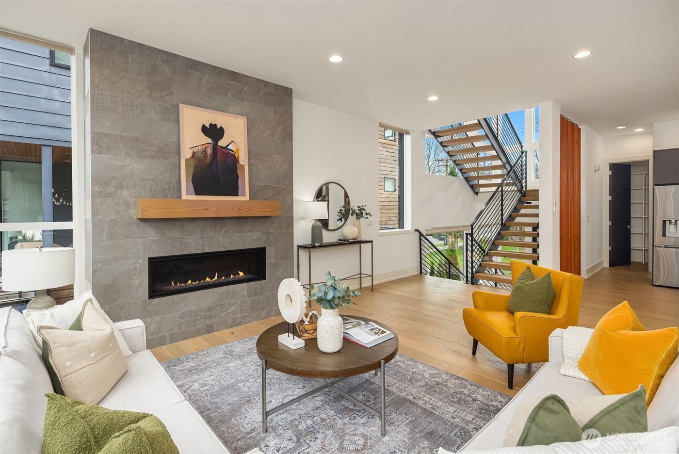 369 3rd Place NW, Issaquah, WA 98027