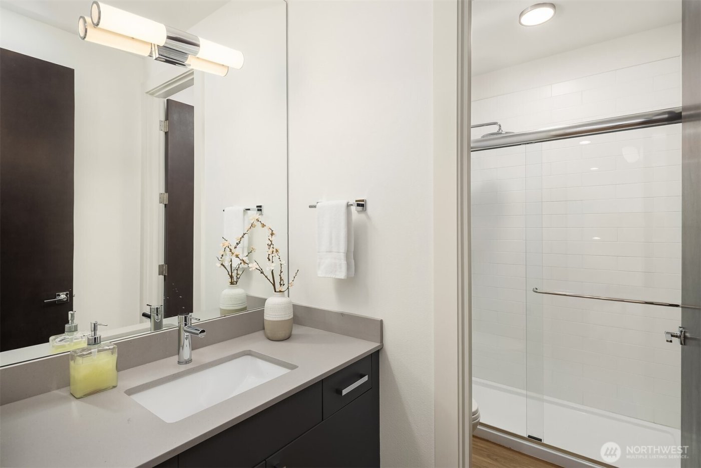 369 3rd Place NW, Issaquah, WA 98027