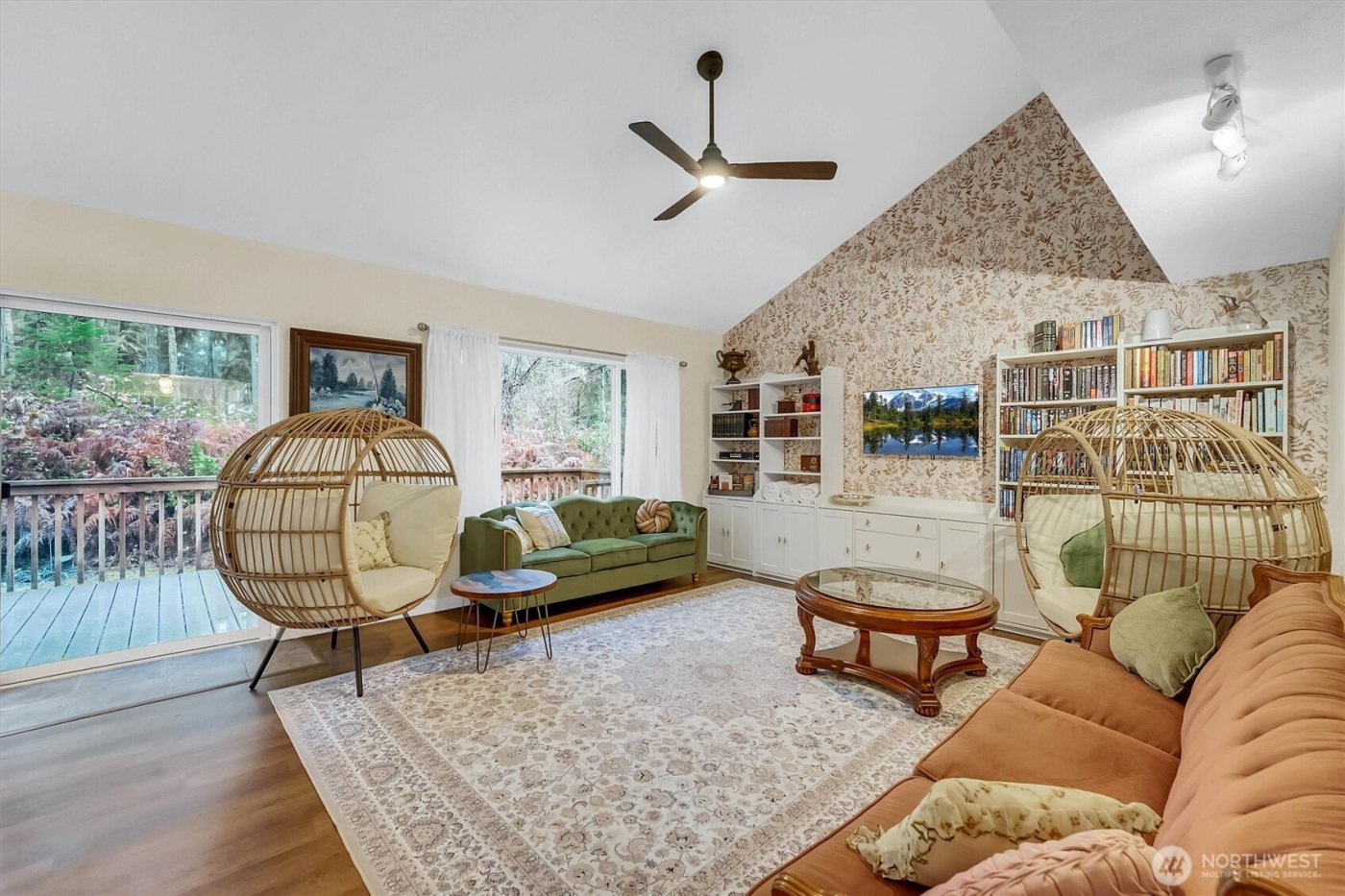 11807 Dogwood Place , Anderson Island, WA 98303