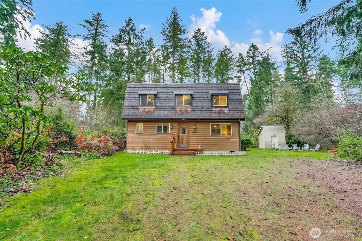 11807 Dogwood Place , Anderson Island, WA 98303