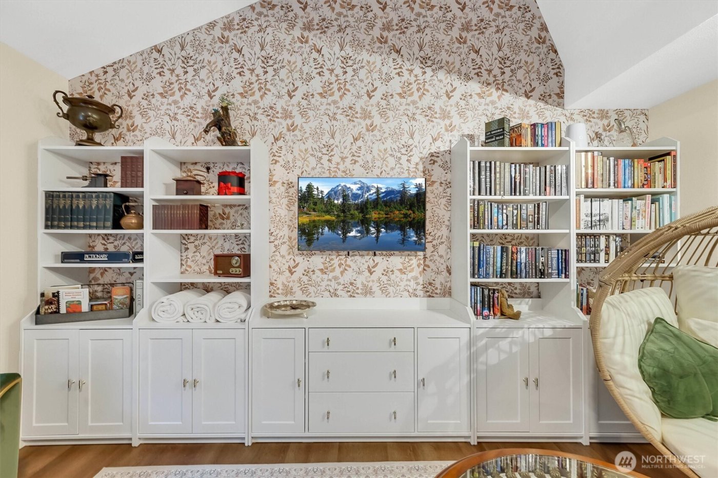 11807 Dogwood Place , Anderson Island, WA 98303