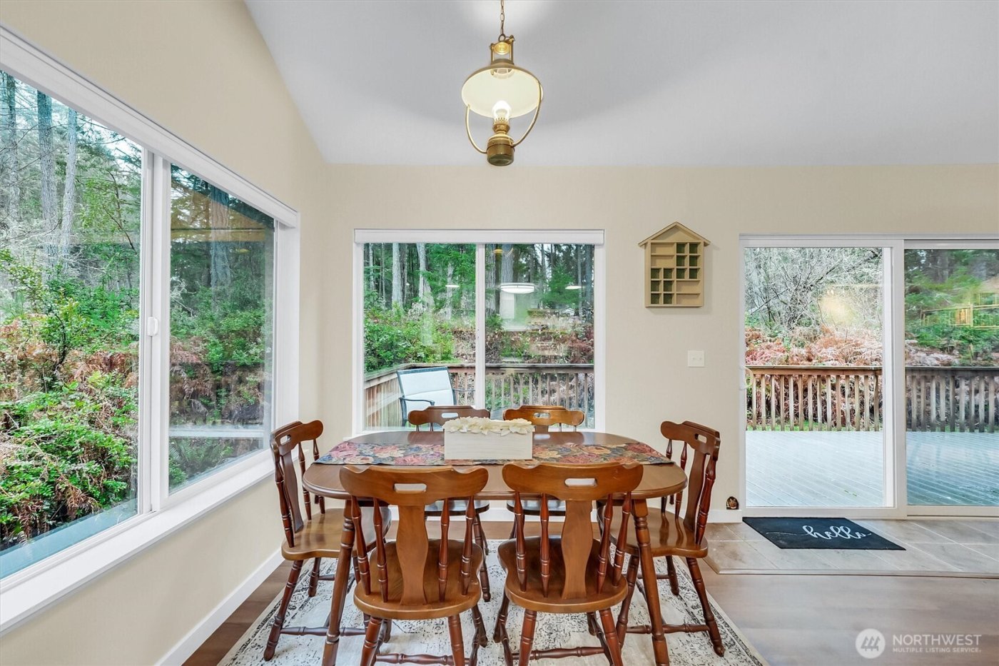 11807 Dogwood Place , Anderson Island, WA 98303