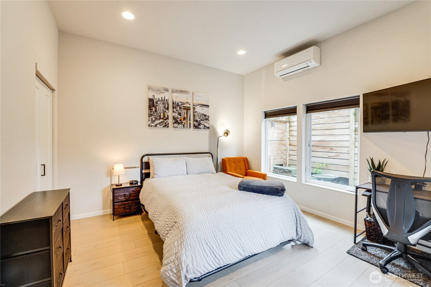 2014 E Pine Street #B, Seattle, WA 98122