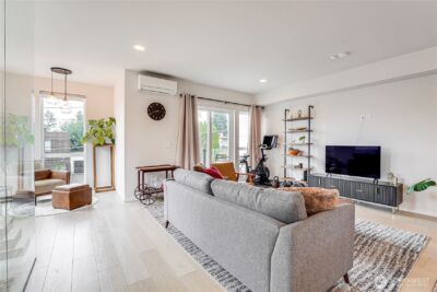 2014 E Pine Street #B, Seattle, WA 98122 - Photo 3