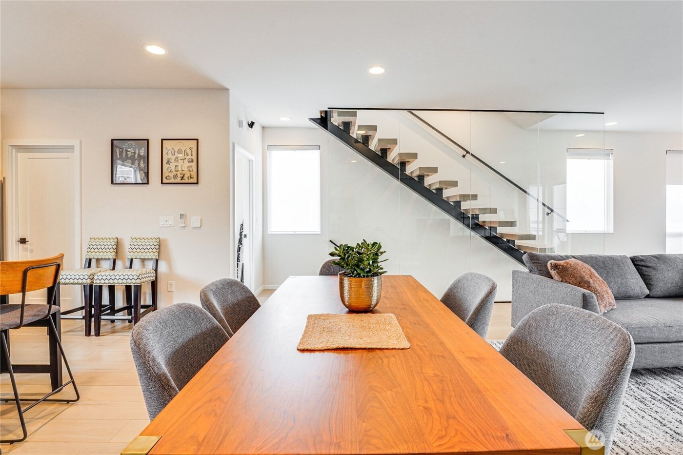 2014 E Pine Street #B, Seattle, WA 98122