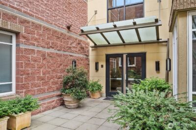 719 2nd Avenue W #202, Seattle, WA 98119 - Photo 35