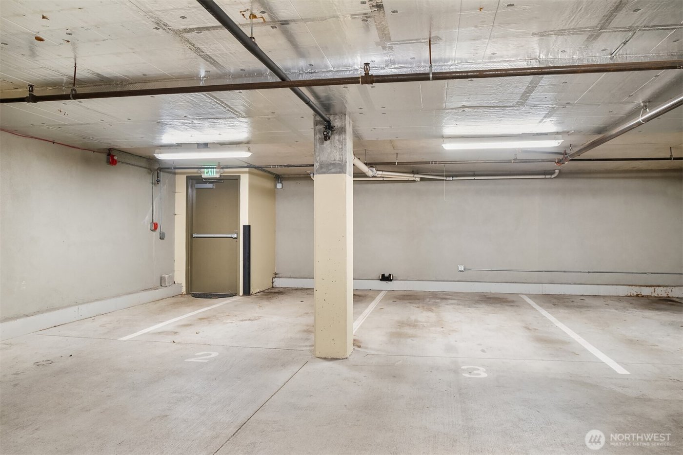 719 2nd Avenue W #202, Seattle, WA 98119