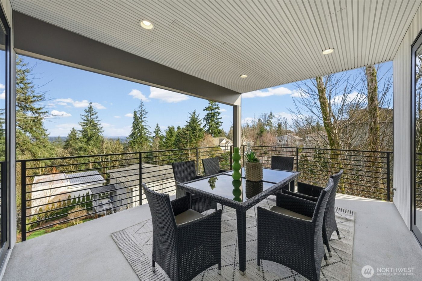 16068 SE 44TH Court , Bellevue, WA 98006