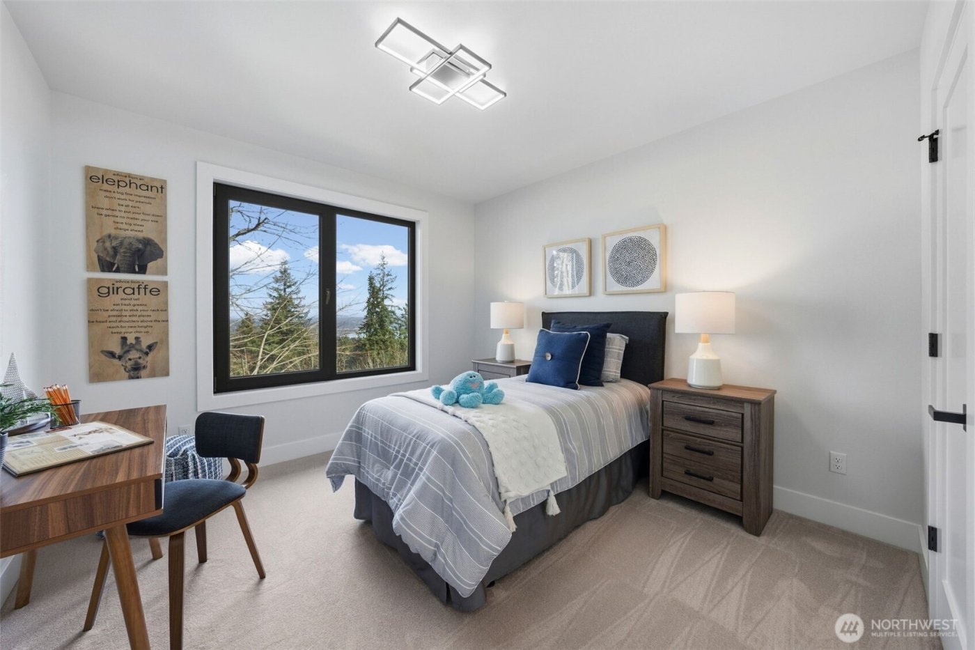 16068 SE 44TH Court , Bellevue, WA 98006