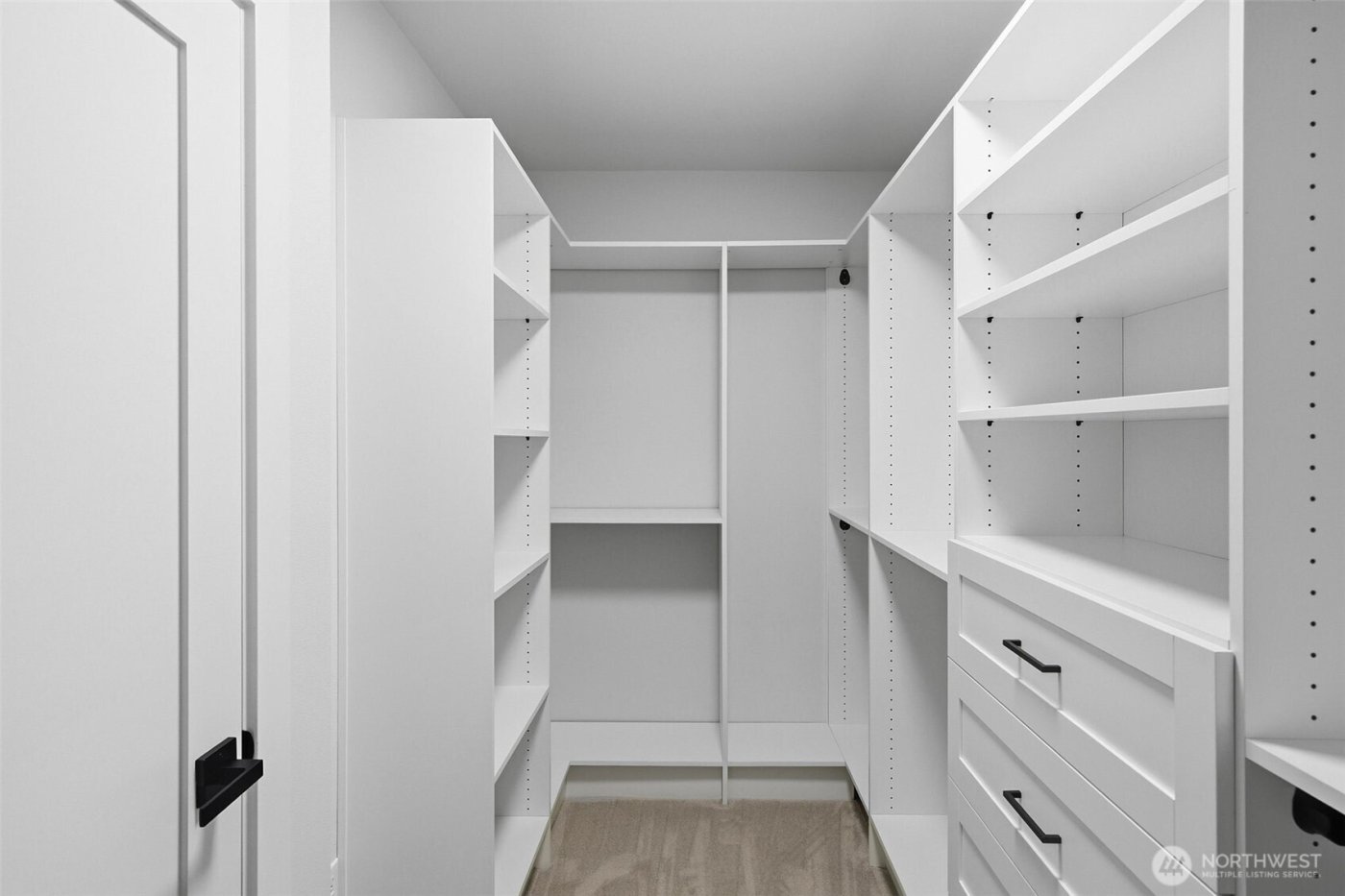 16068 SE 44TH Court , Bellevue, WA 98006