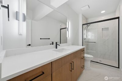 16068 SE 44TH Court , Bellevue, WA 98006 - Photo 28