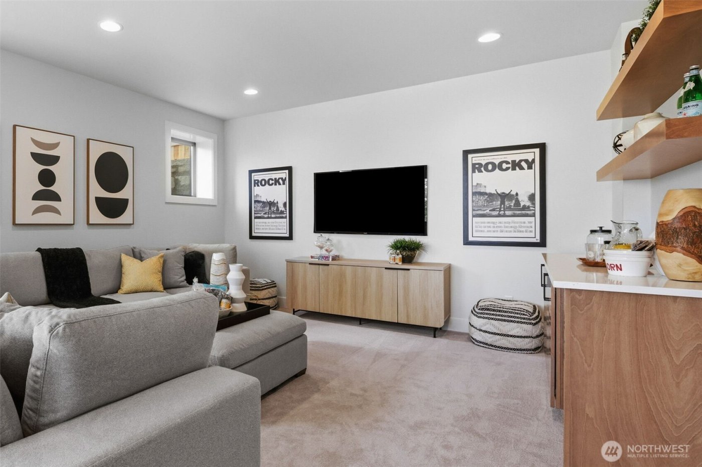 16068 SE 44TH Court , Bellevue, WA 98006