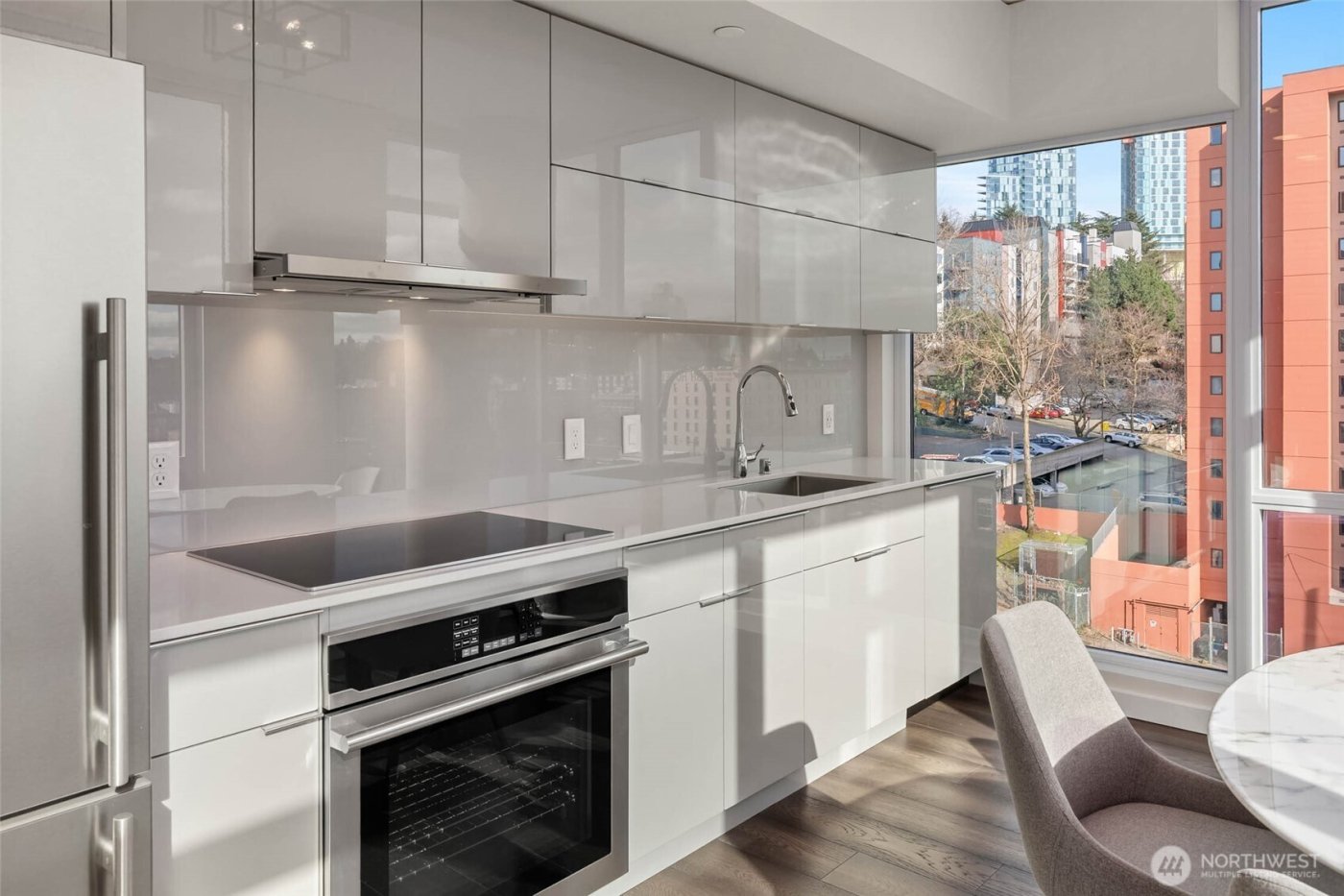 450 S Main St #806, Seattle, WA 98104