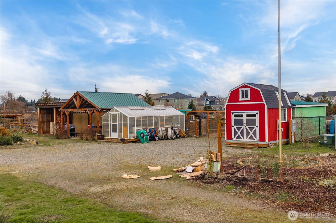 6905 60th St E , Puyallup, WA 98371