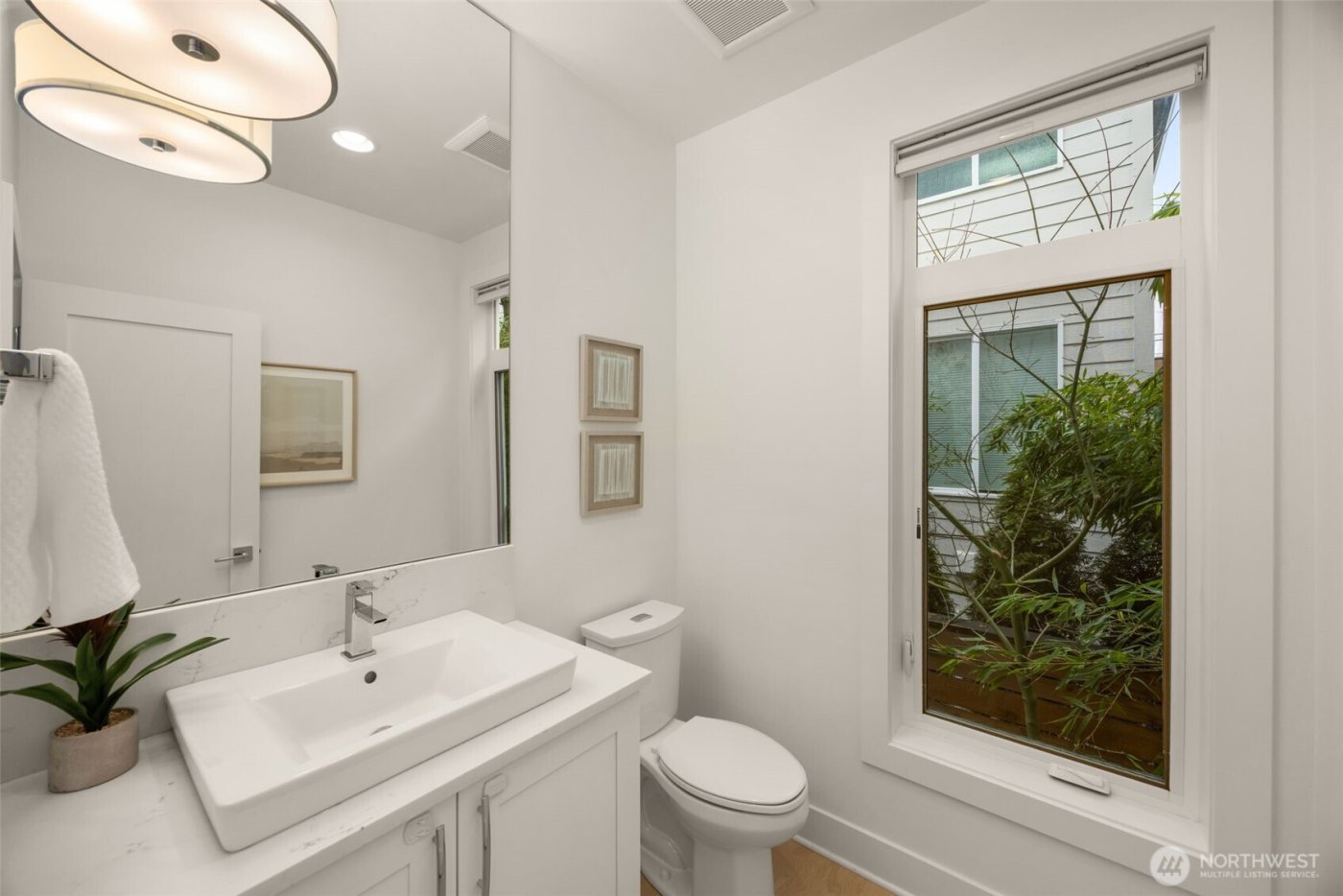 315 State Street S #21, Kirkland, WA 98033