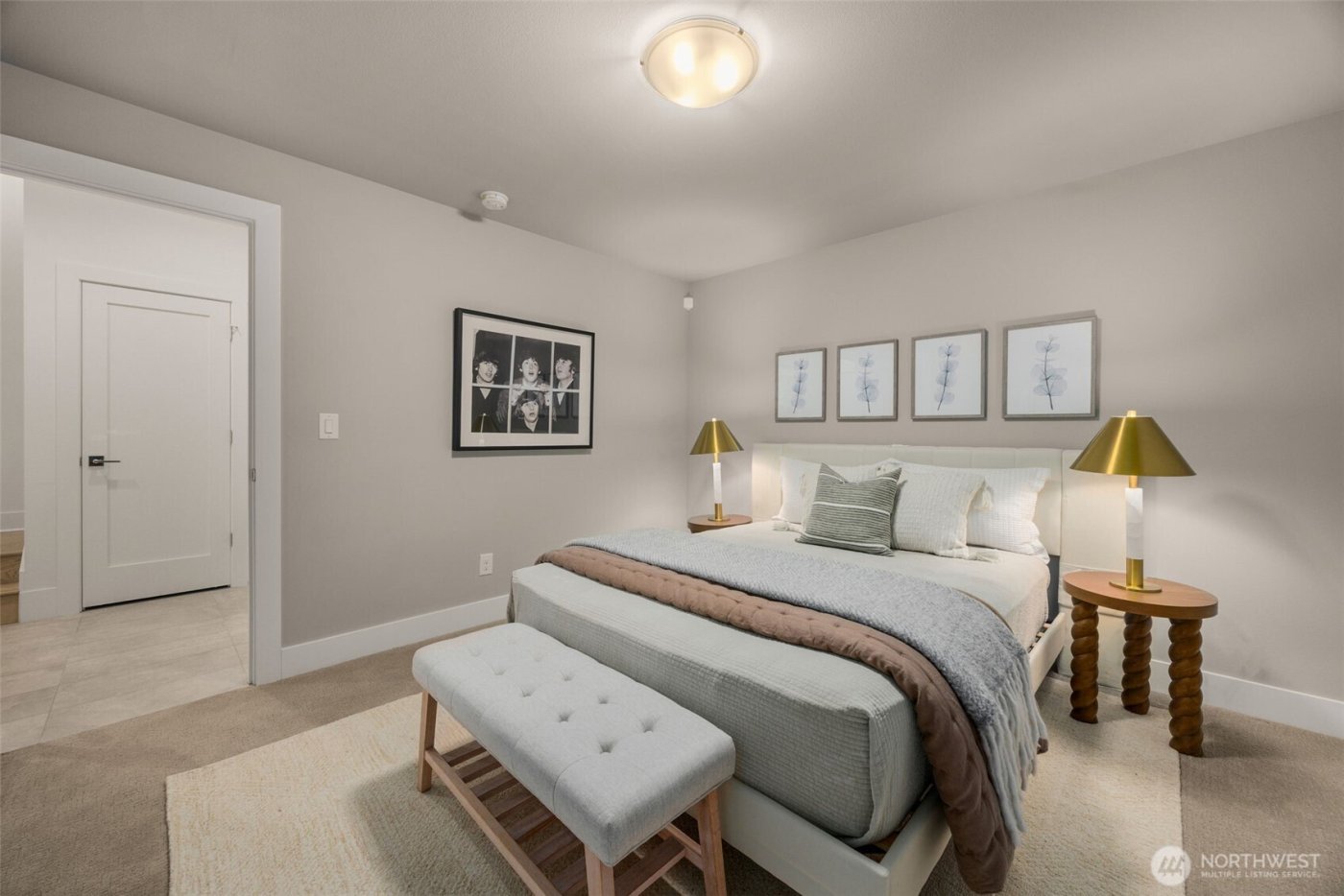 315 State Street S #21, Kirkland, WA 98033