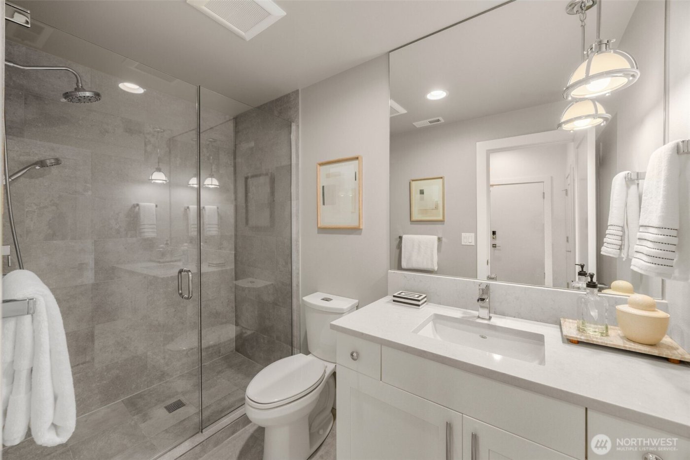 315 State Street S #21, Kirkland, WA 98033