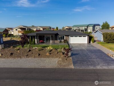 419 Edgewater Way SW, Mattawa, WA 99349 - Photo 2