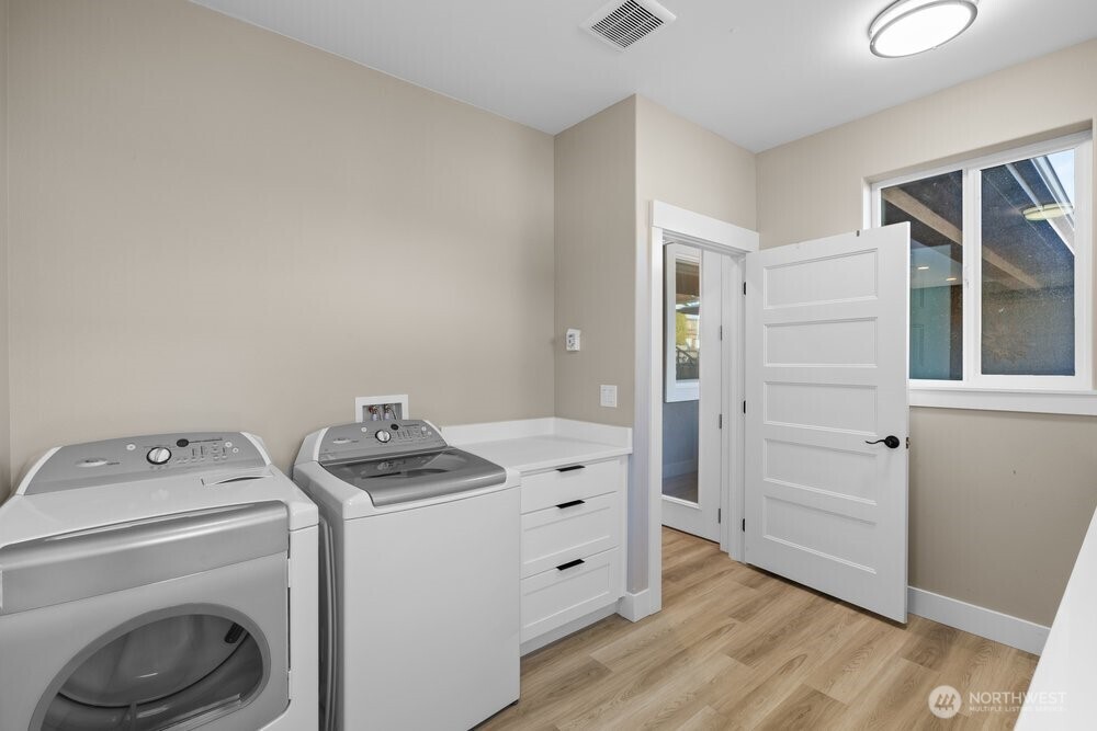 419 Edgewater Way SW, Mattawa, WA 99349
