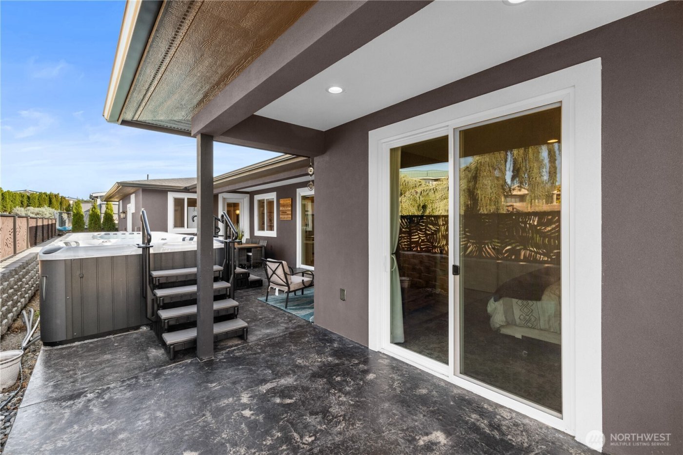 419 Edgewater Way SW, Mattawa, WA 99349