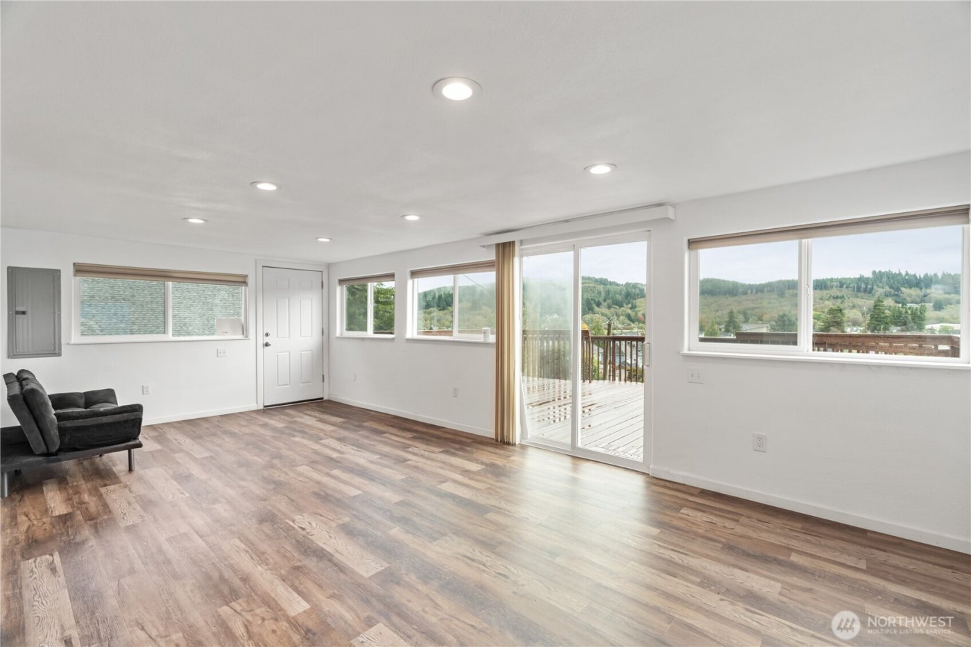 605 Emerald Court , Hoquiam, WA 98550