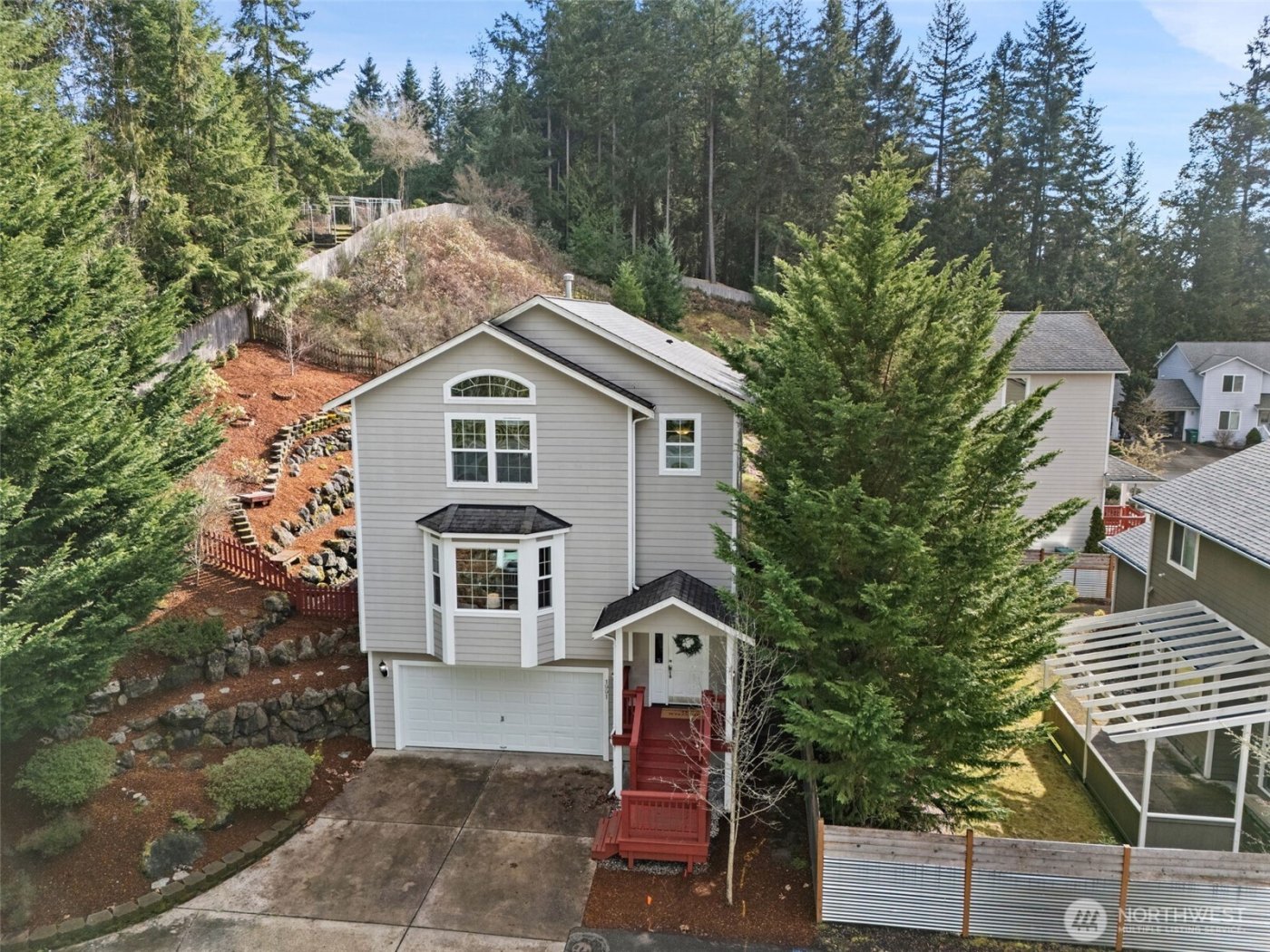 1991 NE Trussel Court , Bremerton, WA 98311