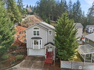 1991 NE Trussel Court , Bremerton, WA 98311
