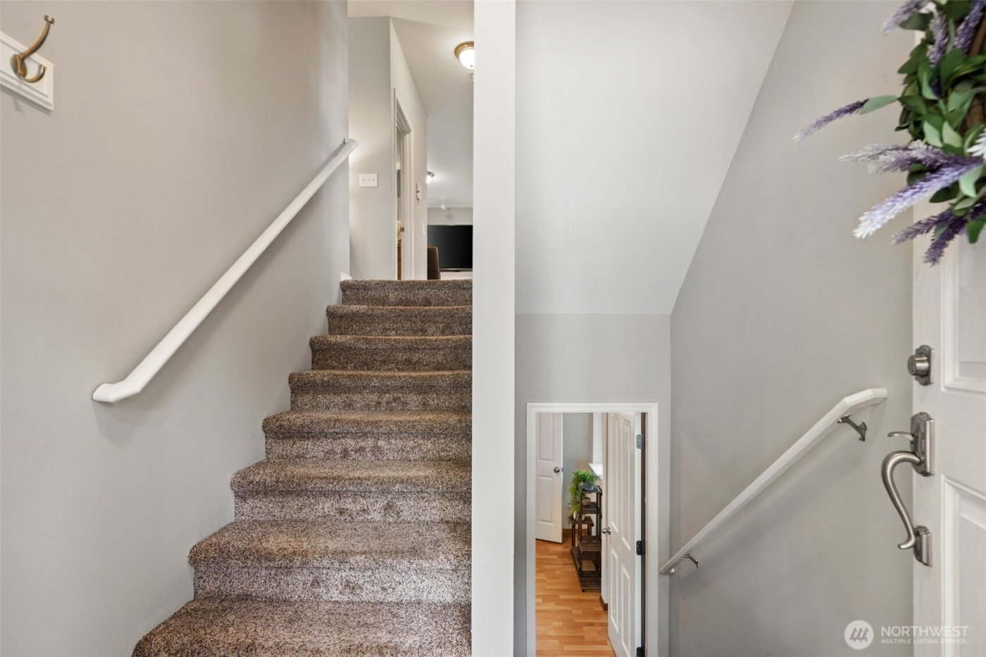 1991 NE Trussel Court , Bremerton, WA 98311