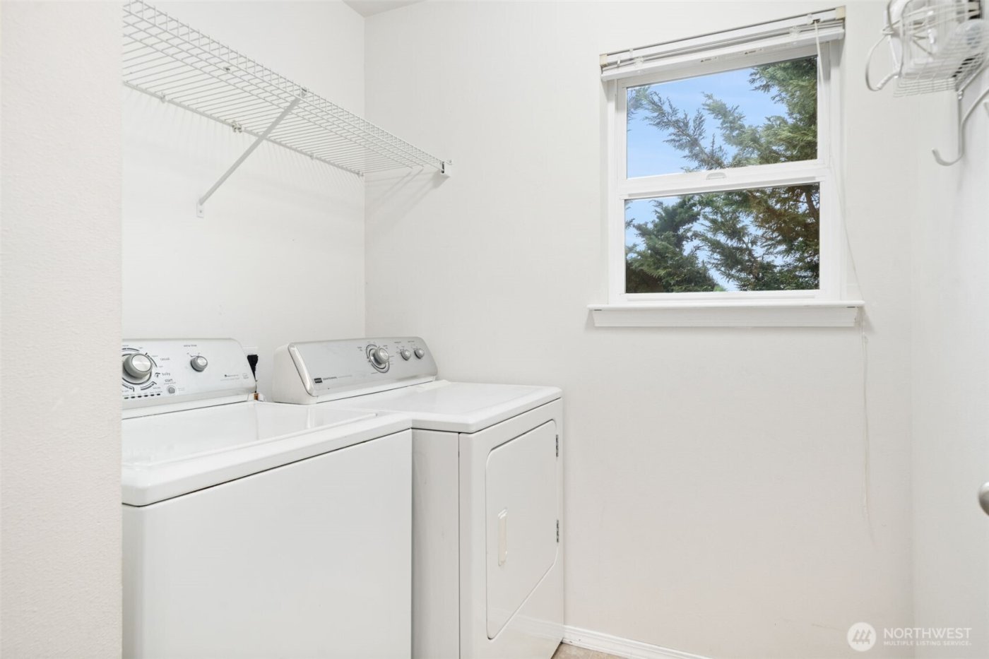 1991 NE Trussel Court , Bremerton, WA 98311