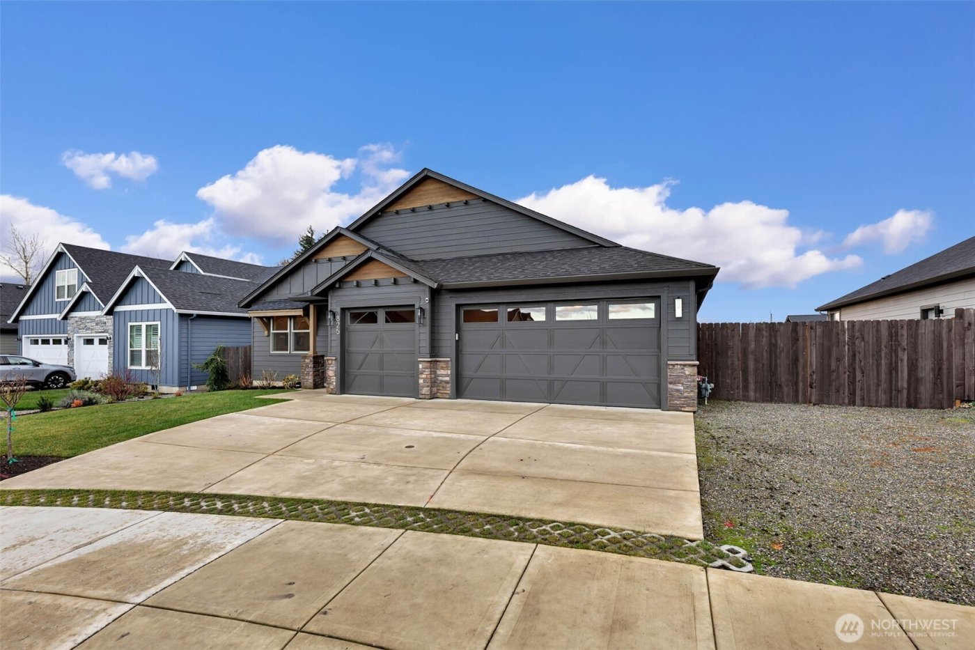 825 S Goose Loop , Ridgefield, WA 98642