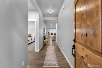 825 S Goose Loop , Ridgefield, WA 98642 - Photo 4