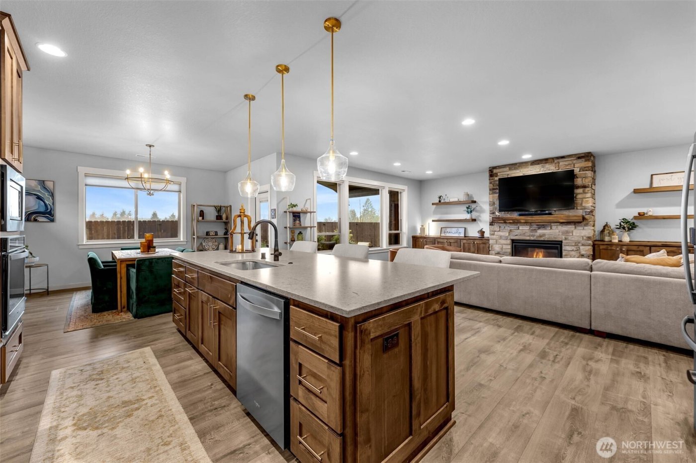 825 S Goose Loop , Ridgefield, WA 98642