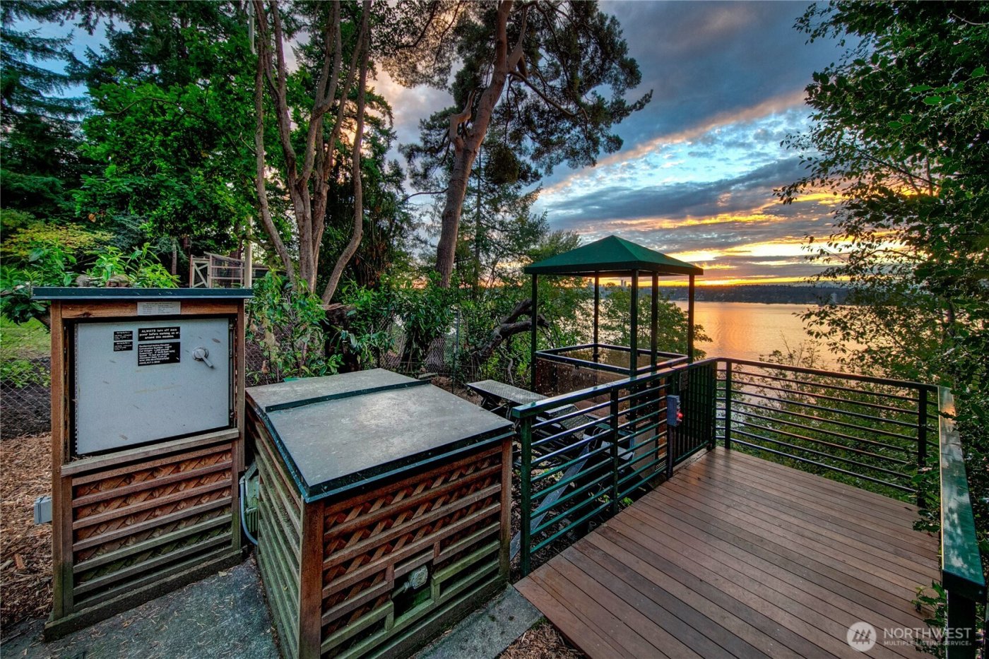 2425 Evergreen Point Road , Medina, WA 98039