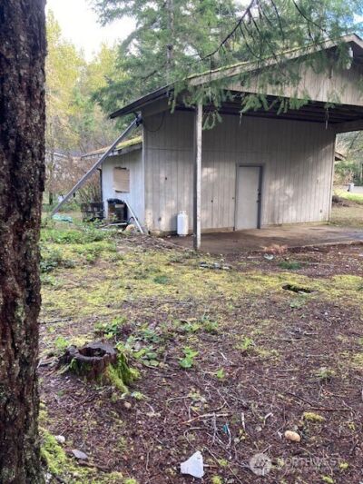 621 N Rainbow Way E, Hoodsport, WA 98548 - Photo 2