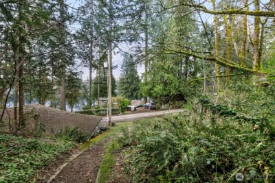 13625 E Lake Kathleen Drive SE, Renton, WA 98059 - Photo 9