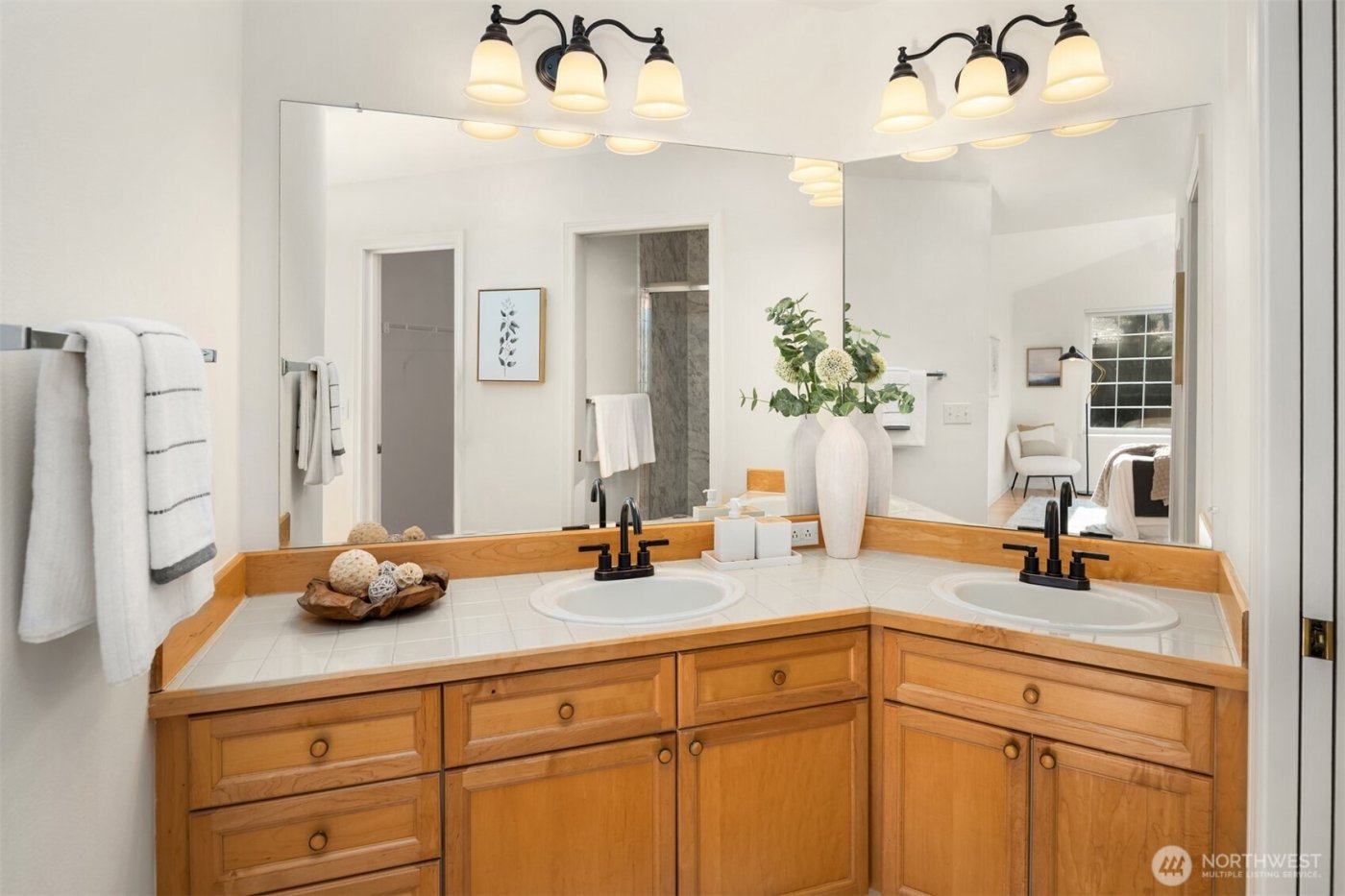 18544 NE 57th Street , Redmond, WA 98052