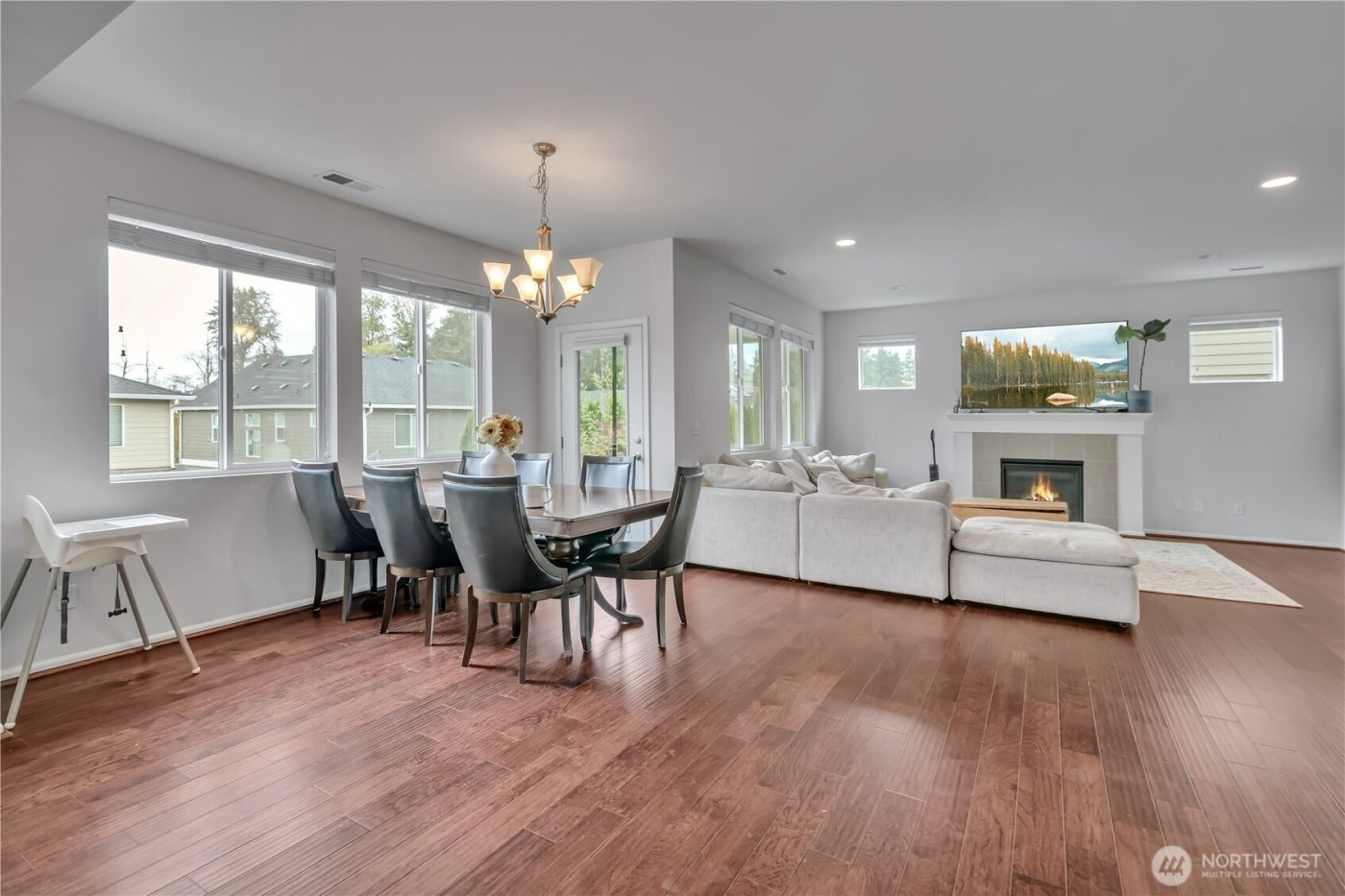 5007 S 324th Street , Auburn, WA 98001-3124